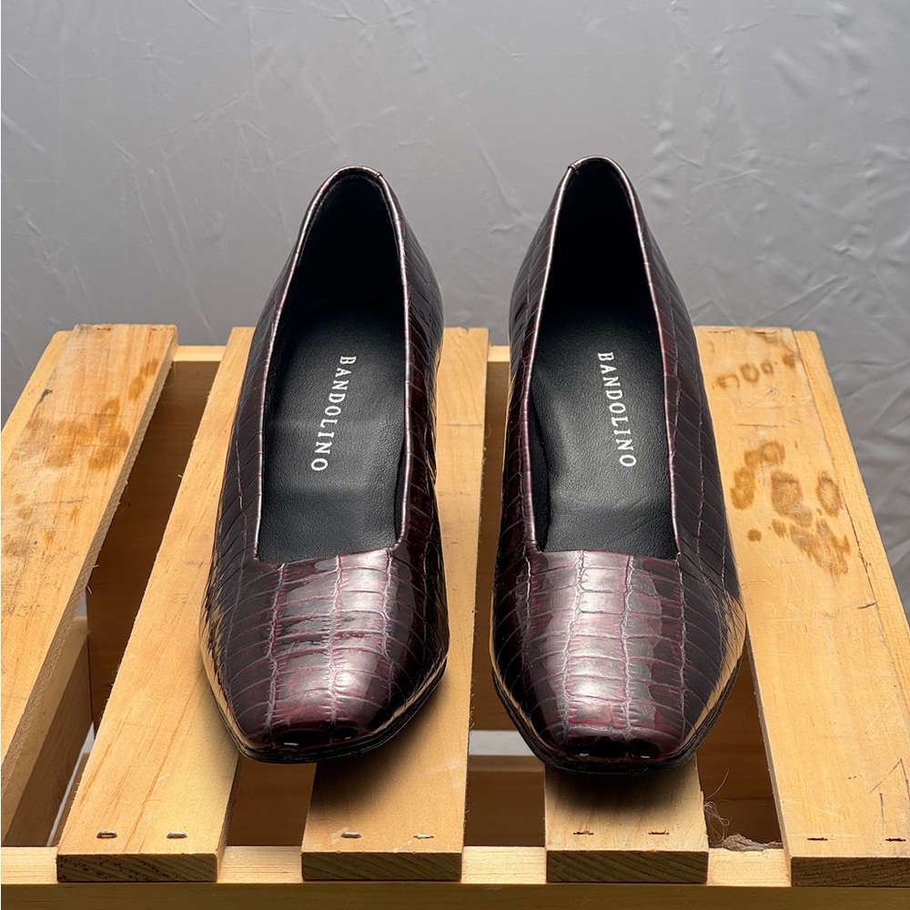Bandolino Women's Dark Red Croc-Pattern Heels